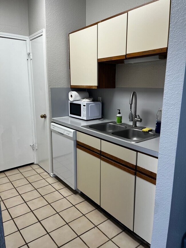 Photo - 2804 Rio Grande St Unit #301