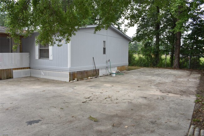 Building Photo - 22530 Yancy Rd