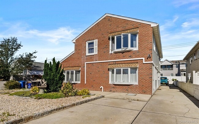 Photo - 539 W Park Ave