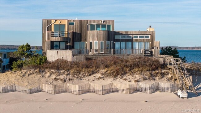 40 Dune Rd