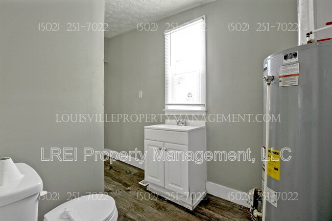 Photo - 823 Beecher St