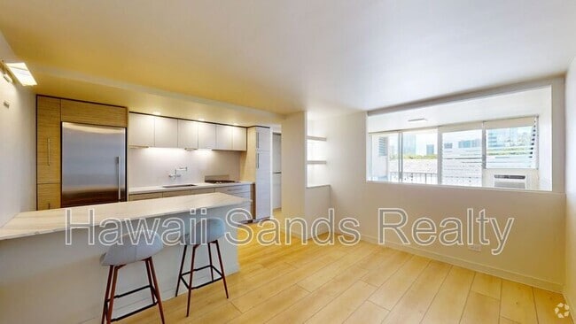 Building Photo - 1129 Rycroft St Rental