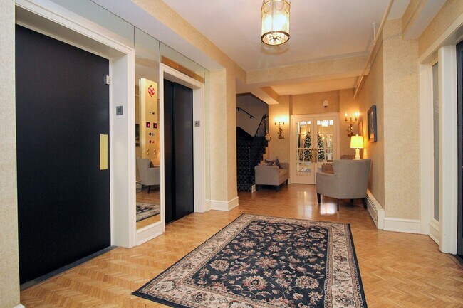 Photo - 1209 SW 6th Ave