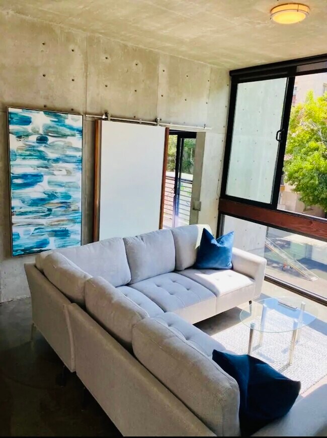 Photo - 1929 Columbia St Condo Unit 201
