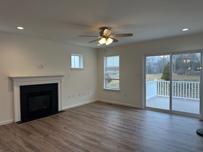 Photo - 67 Long Bnd Dr