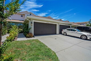 Photo - Like New Townhome in Heritage Oaks!
