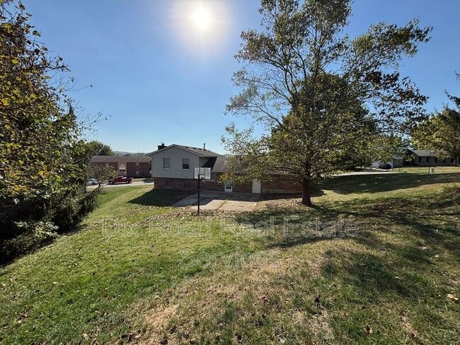 Photo - 601 Leo Dr
