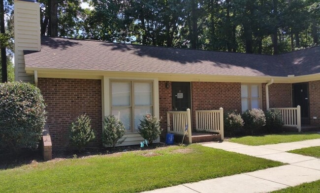 Building Photo - 4721 Matt Dr Unit A