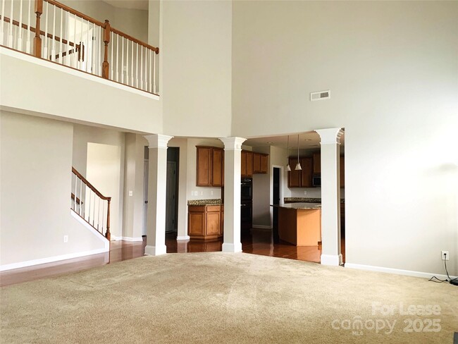 Photo - 1472 Chandler Ave NW