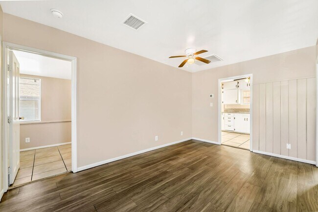 Photo - Avenue 663-C Unit 663 Avenue C #A