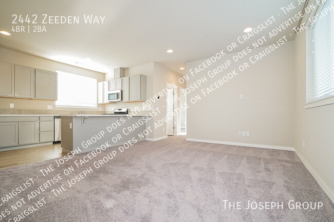 Photo - 2442 Zeeden Way