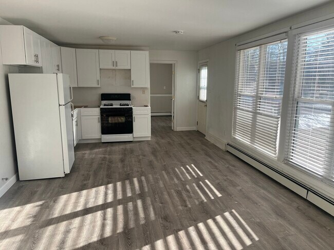 Photo - 12 Cedar St Unit 6