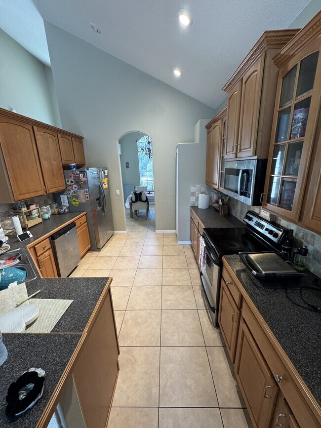 Photo - 1890 Briland St