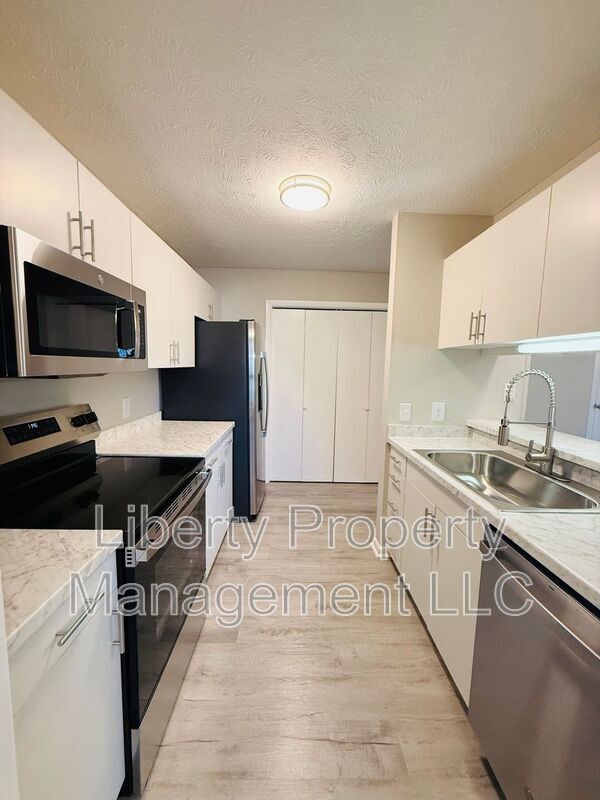 Photo - 664 Bartons Landing Pl Unit #10