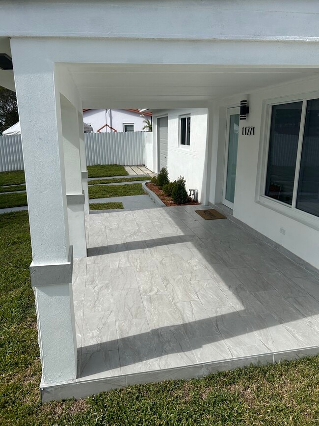 Photo - 11771 SW 190th St