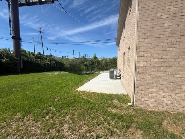 Photo - 99 Valley St