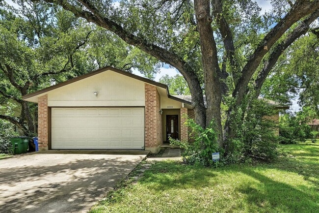 Building Photo - Neighborhood Gem in Northwest Austin
