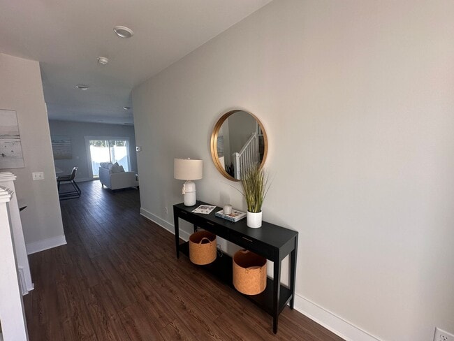 Photo - 3 Bed 2.5 Bath Townhouse