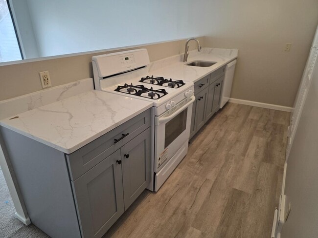 Photo - 103 Florence Rd