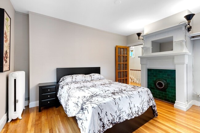 Photo - 80 Irving St Unit 2