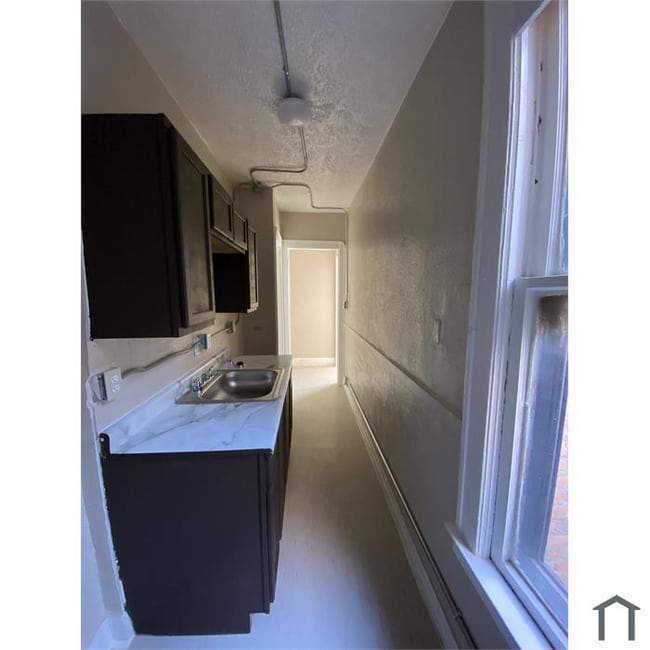 Photo - 15000 Euclid Ave Unit 1