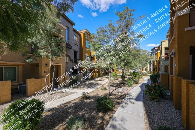 Photo - 2150 W Alameda Rd