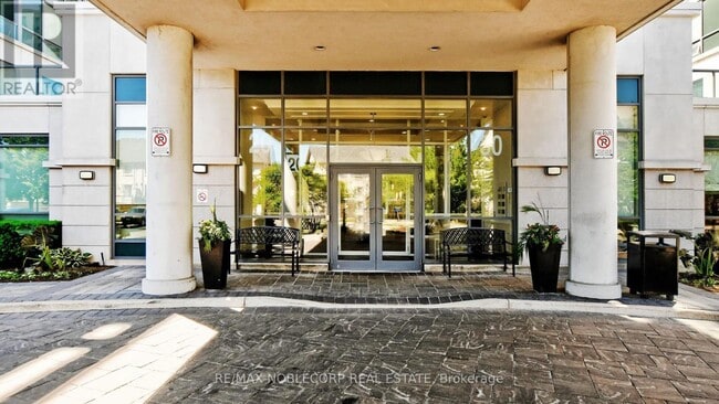 Photo - 20 N Park Rd Unit 516