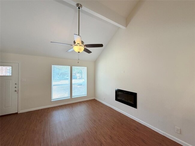 1605 Parkwood Dr