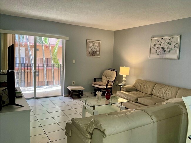 Photo - 1910 W 56th St Unit 3226
