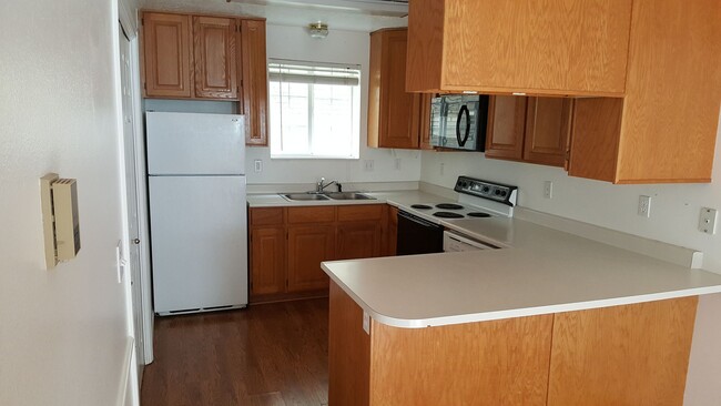 2 bed/1 bath Apt. in Provo - 2 bed/1 bath Apt. in Provo