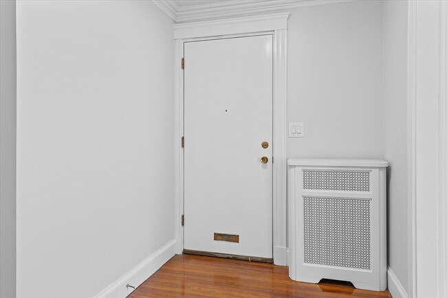 Photo - 2179 Centre St Unit 1