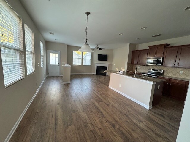 Building Photo - 11206 Cedar Walk Lane Rental
