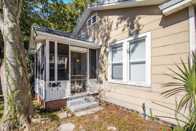 Photo - 702 NW 2 Ave