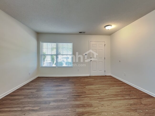 Photo - 124 Trayesan Dr