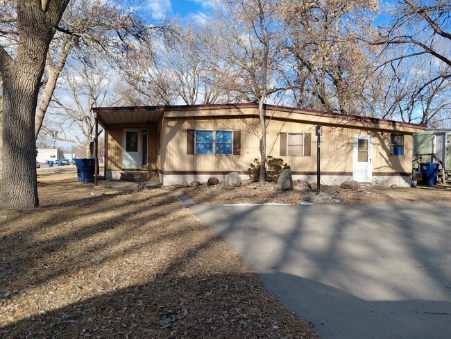 Building Photo - 1133-115h 5th Ave SE