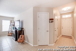 Photo - 761 Fountain Gate