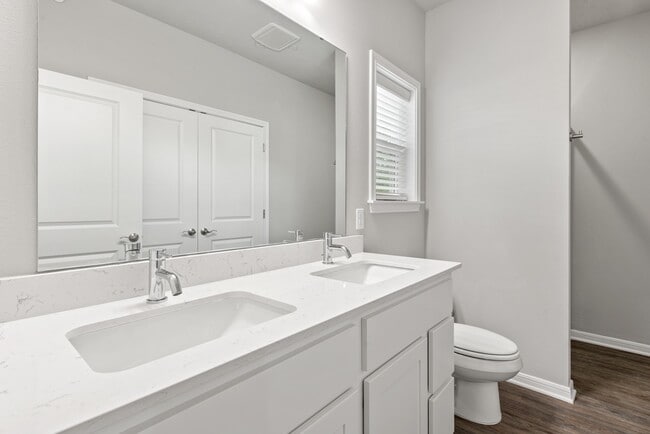 Photo - 1326 Prairie Dr