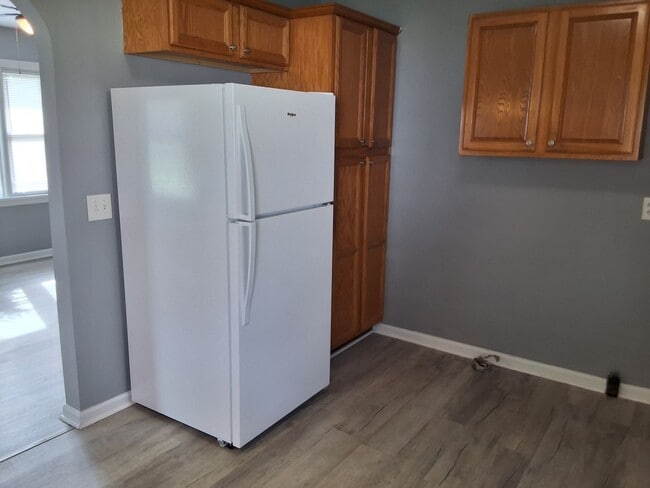 Photo - 504 Sunrise Ln