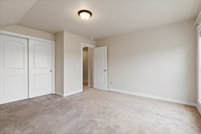 Photo - 904 Ryan Ave Unit #B