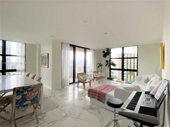 Photo - 1121 Crandon Blvd Unidad F907