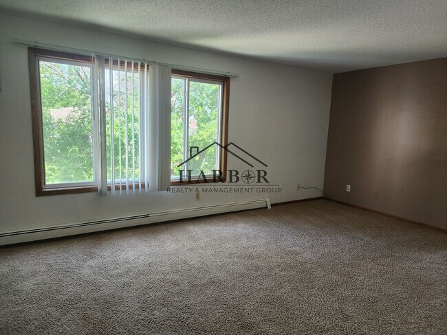 Photo - Hayfield Greens Apartments, 110 Bldg - 110... Unit 110 - 303