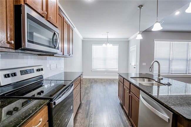 Photo - 213 Alder St