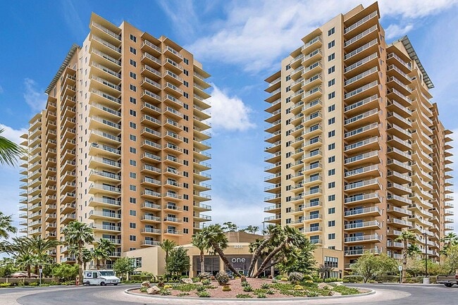Gorgeous Condo at One Las Vegas! - Gorgeous Condo at One Las Vegas!