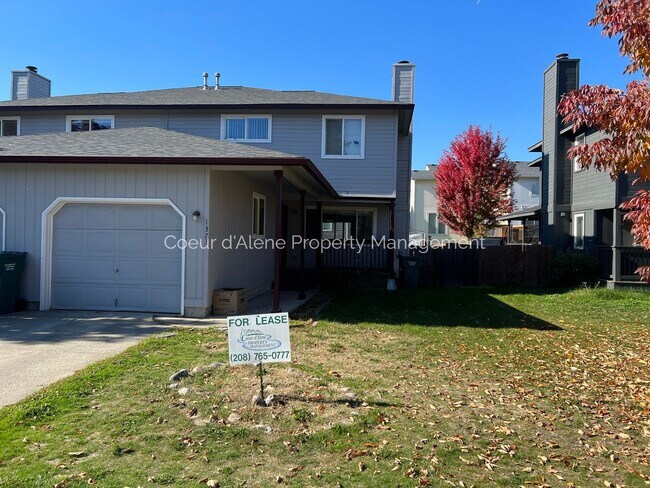 Building Photo - 1371 N 9th St Unit 1373 Rental