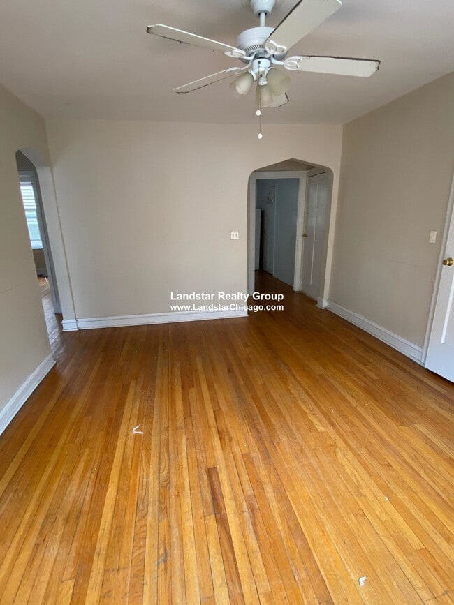 5030 N Springfield Ave Unit 2W