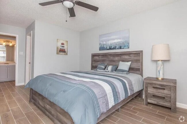 Building Photo - 810 Dunson Glen Dr Unit 409 Rental