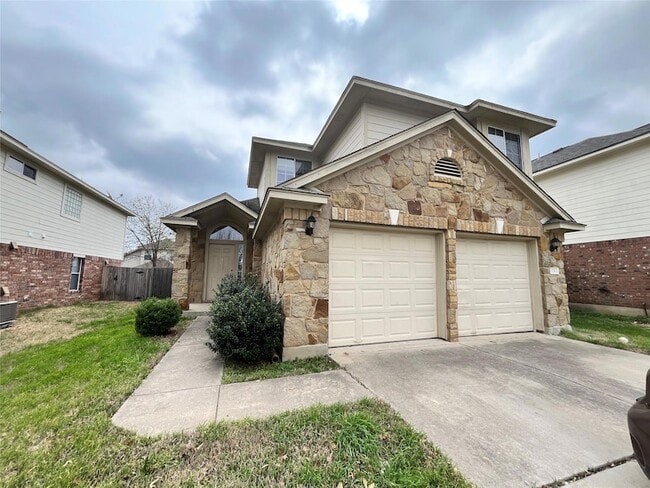 Building Photo - 11313 Dodge Cattle Dr