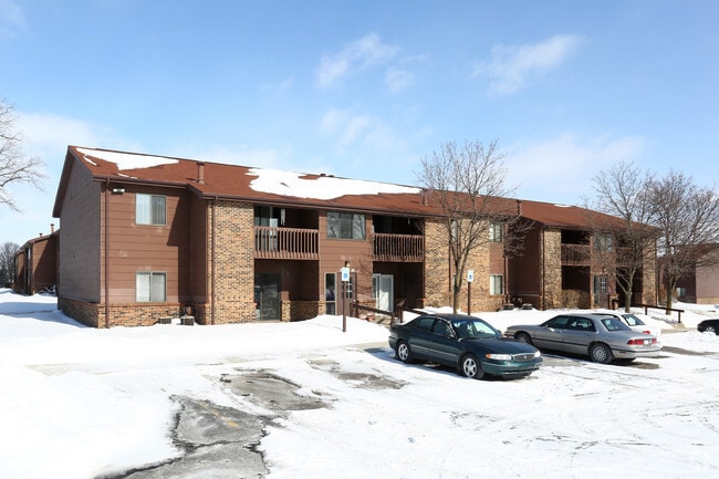 Maple Tree Village - Maple Tree Village Apartments
