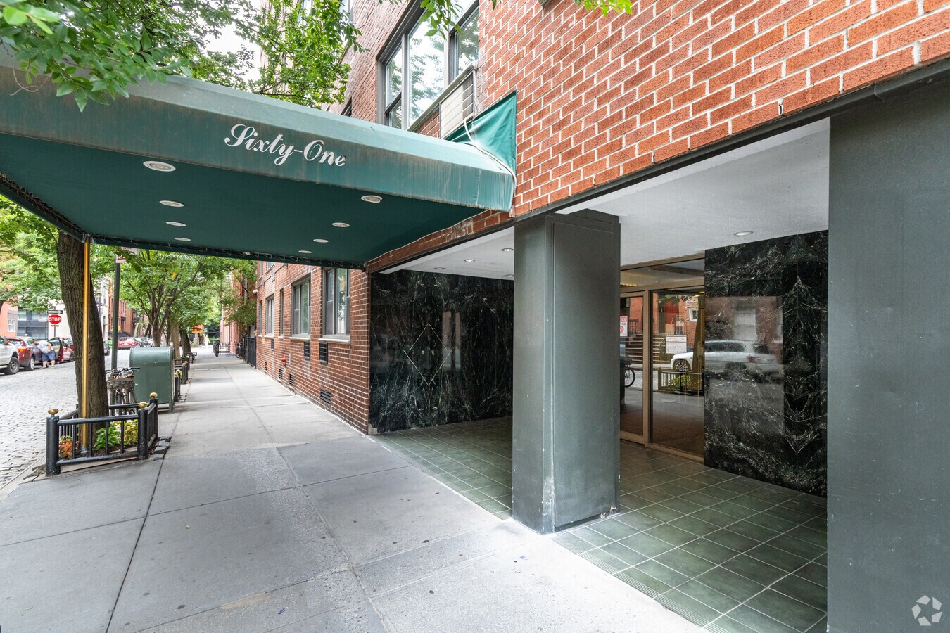 Photo - Cezanne Apartments