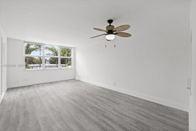 Photo - 9441 Evergreen Pl Unit 206